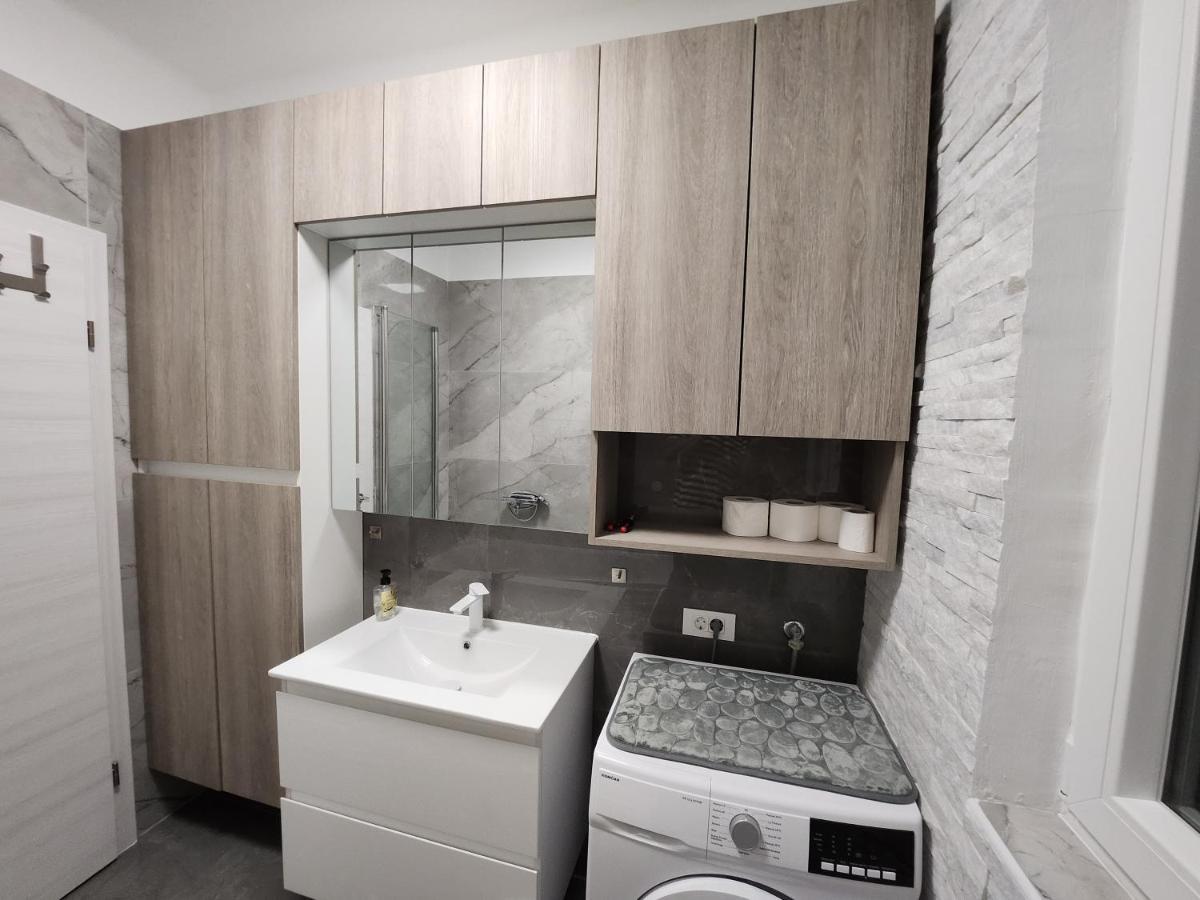 Appartamento Airport Split Kaštel Štafilić Esterno foto